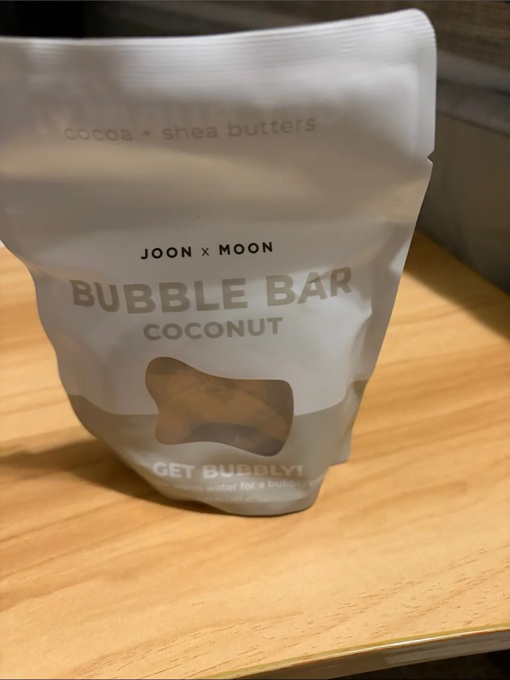 Joon x Moon Coconut Bubble Bar - White
